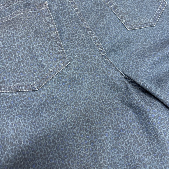 Dark blue Lee leopard print classic fit at the waist jeans - Picture 8 of 12